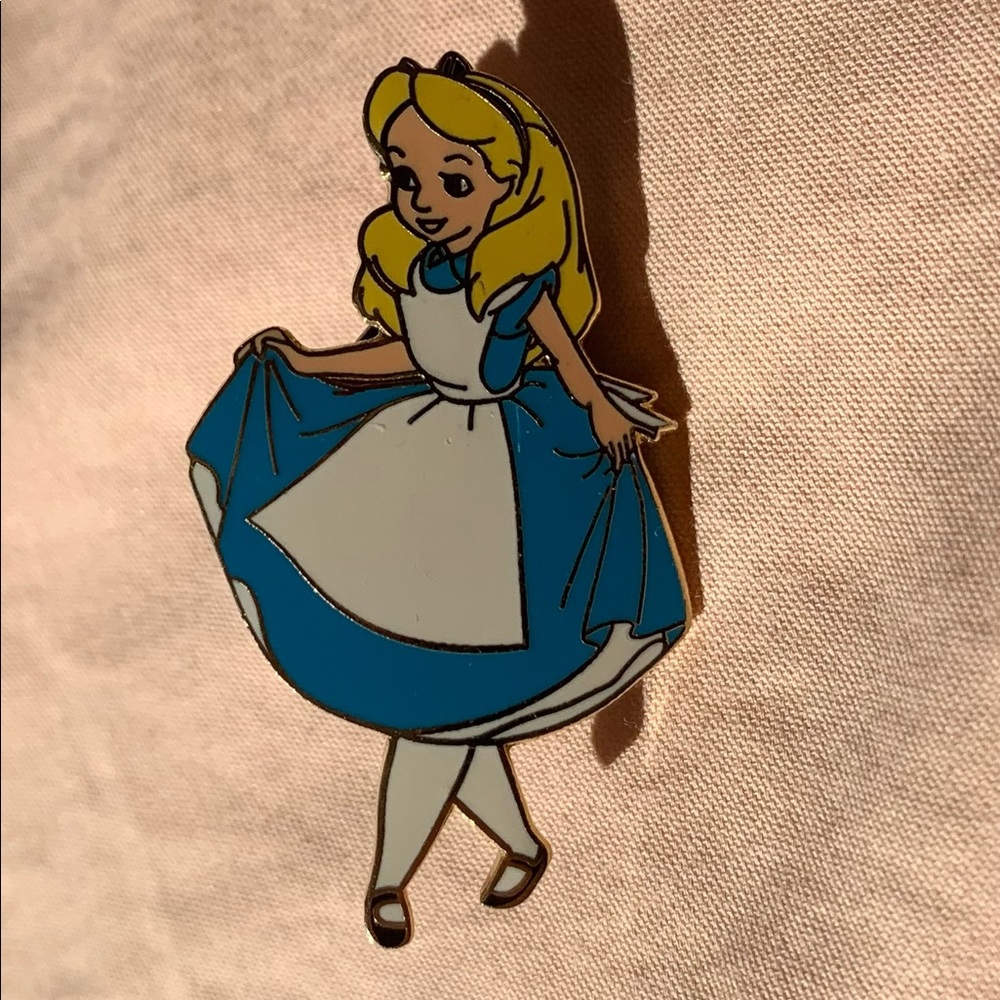 Alice In Wonderland Pin